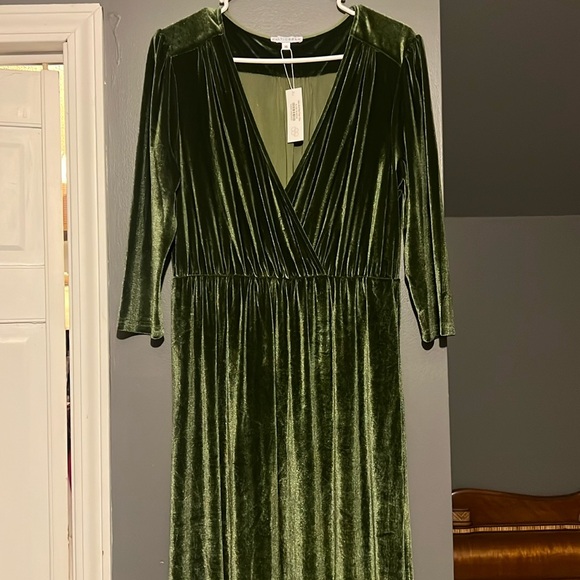 Baltic Born Long Sleeve Velvet Dress in Olive Green - Picture 3 of 7